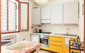 Prospettiva Sensa Apartment